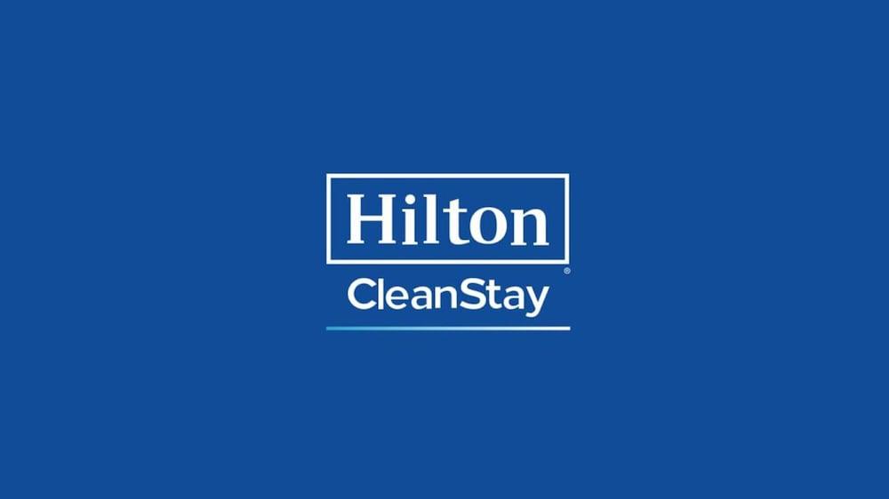 Hampton Inn & Suites Реддинг Экстерьер фото